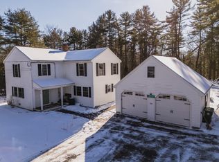 216 Cat Mousam Rd, Kennebunk, ME 04043