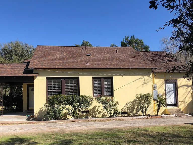 Right Side View of House @ 1614 St. Vincent Street