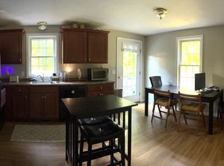 123 Union St #4, Bridgewater, MA 02324