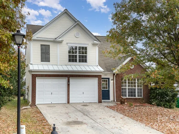 11247 Cypress View Dr, Charlotte, NC 28262