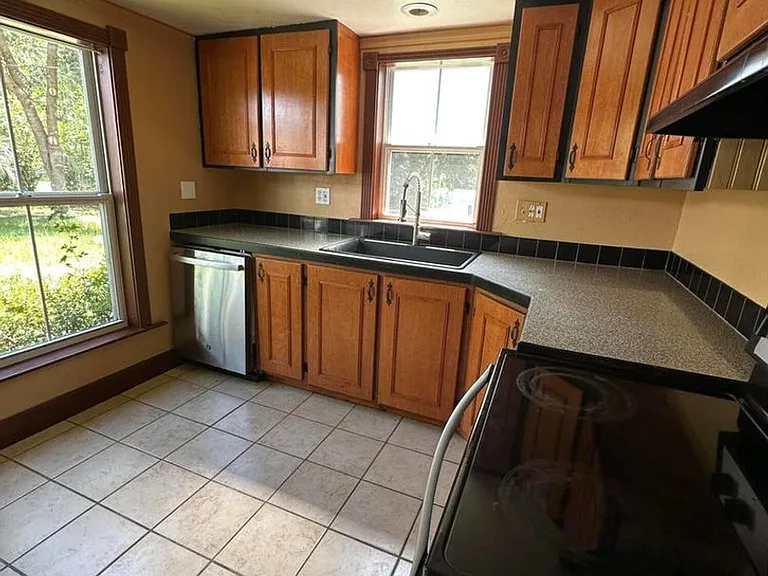 21317 SE 111th Ave — Photo 5