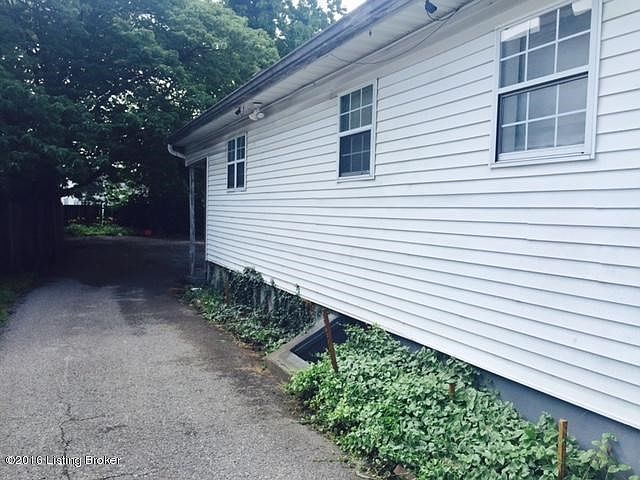 2947 7th Street Rd, Louisville, KY 40216 | Zillow