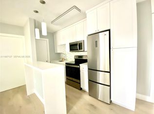 6330 SW 79th St APT 18, South Miami, FL 33143