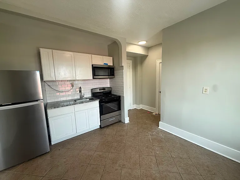 248 Orange Pl #37 — Photo 4