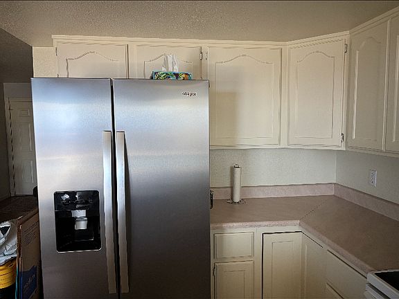 4th image of 3799 Monterey Dr