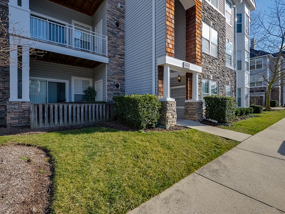 1st image of 3507 Piney Woods Pl APT B303