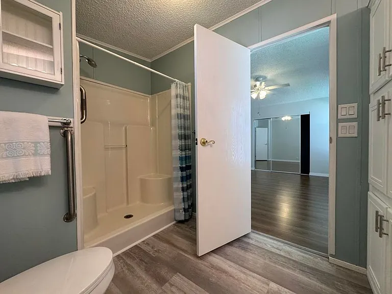25 Winthrop Ln — Photo 15