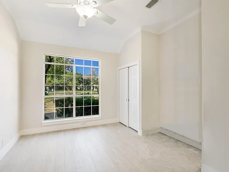 207 Tellus St — Photo 11
