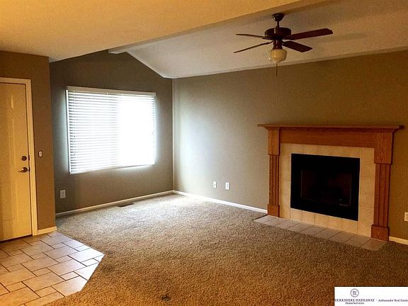 4th image of 2673 Seaton St