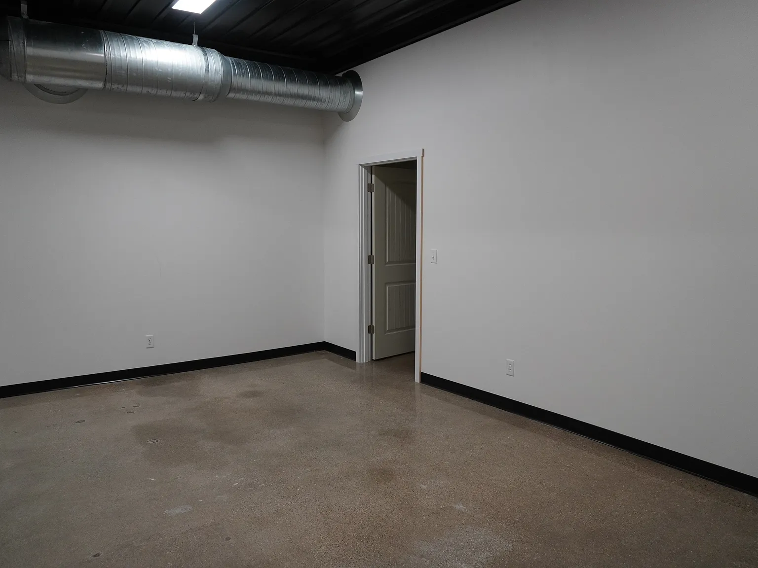 1195 US HWY 6 - Suite 4 — Photo 2