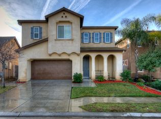 7447 E Robinson Ave, Fresno, CA