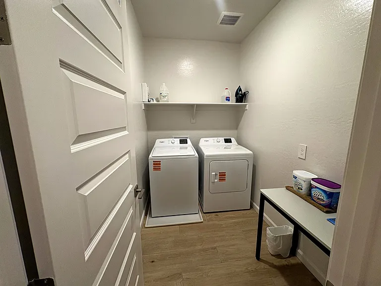 1172 E Kachina Trl — Photo 14