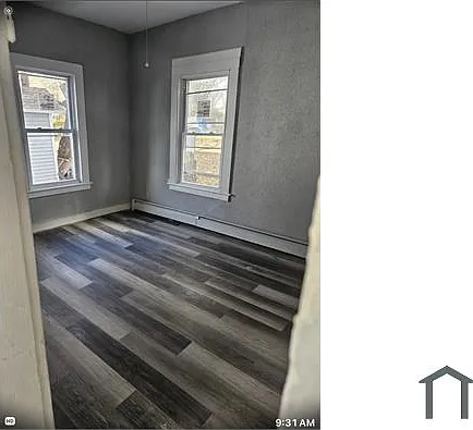 164 Curtis St #1R — Photo 2