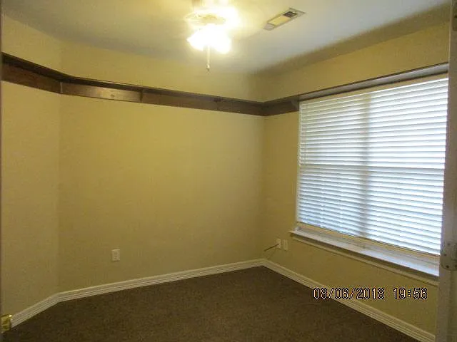 3 bed, 1586 sqft, $1,600 — Photo 4
