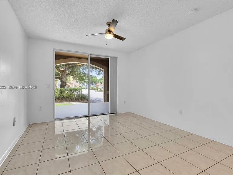 8000 N Nob Hill Rd #106 — Photo 7