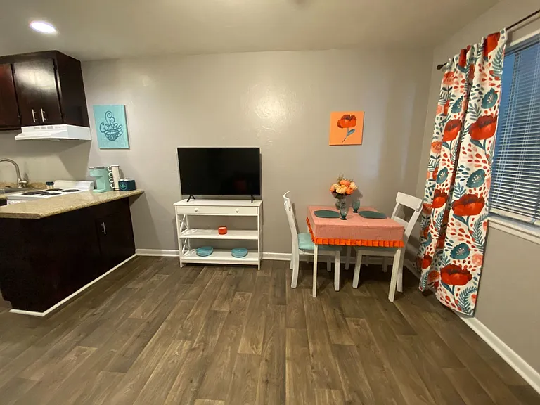 1215 Lee Ave — Photo 22