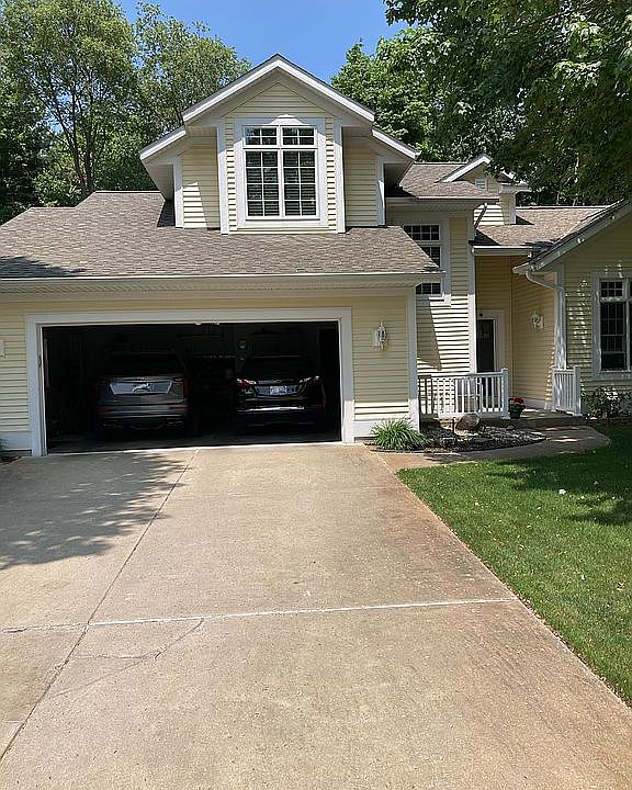 1st image of 1062 Brookway Ct
