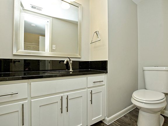 5th image of 1210 Hollow Creek Dr APT 4