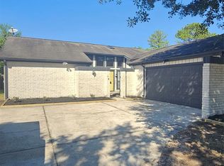 4102 Lemon Tree Ln, Houston, TX 77088