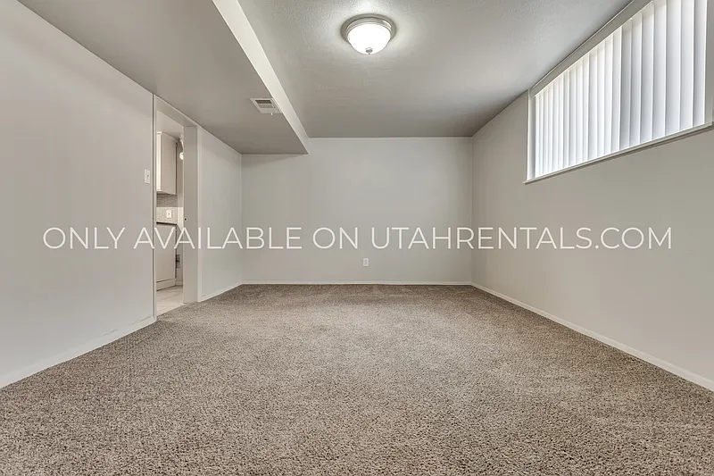 2 bed, 1.0 bath, 850 sqft, $1,249 — Photo 4