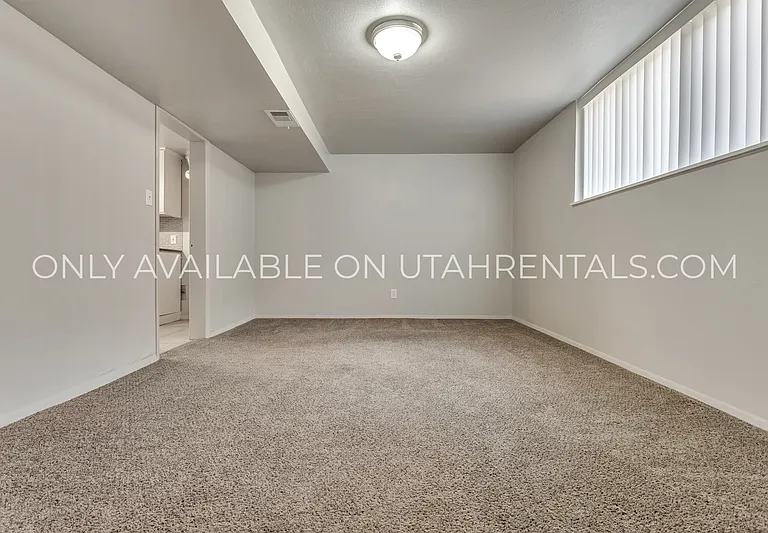 322 E Robert Ave #1 — Photo 12
