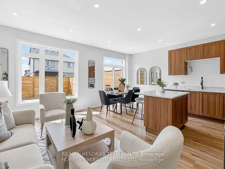 7353 Marvel Dr — Photo 8
