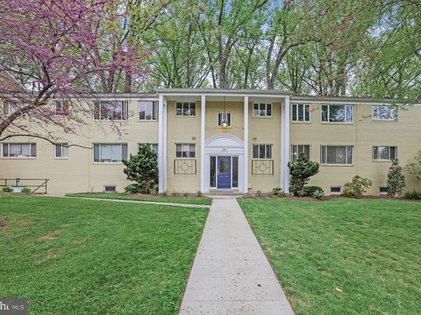 10504 Montrose Ave #M-202, Bethesda, MD 20814