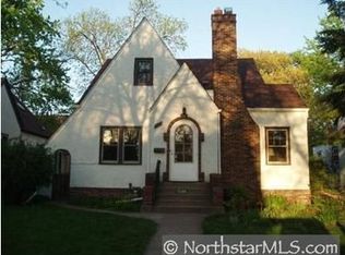 1546 Albert St N, Saint Paul, MN 55108