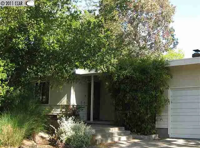 232 Lucinda Ln photo 1