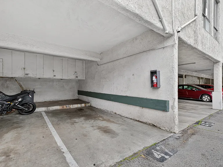 8601 International Ave #122 — Photo 24