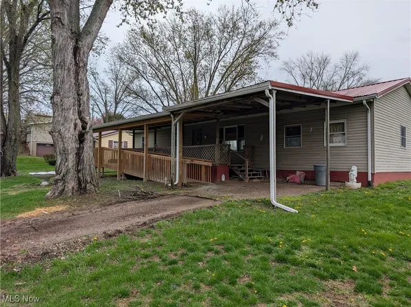 98 Peggy St, Roseville, OH 43777
