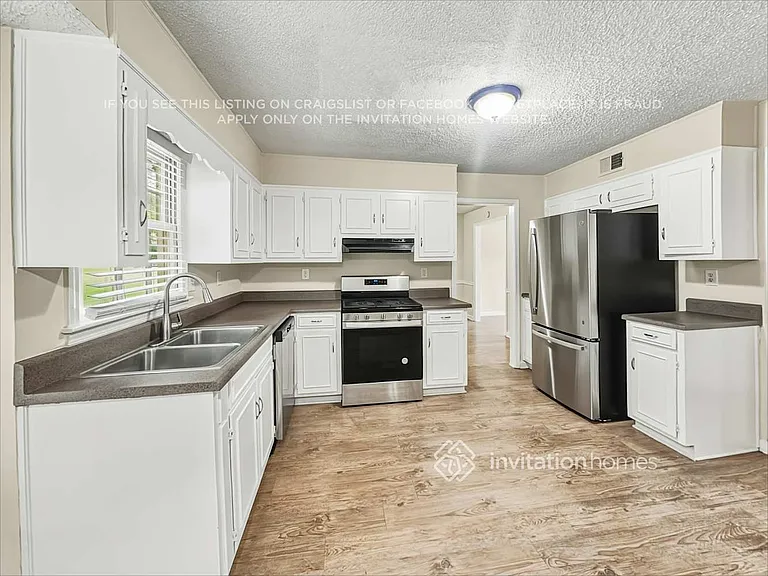 3626 Woodberry Dr — Photo 9