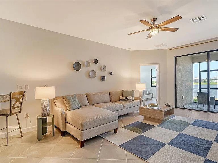 15721 Sunny Day Dr — Photo 7