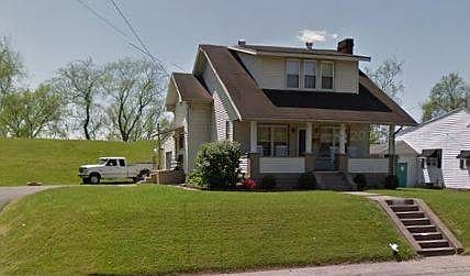 2nd image of 211 Orchard St