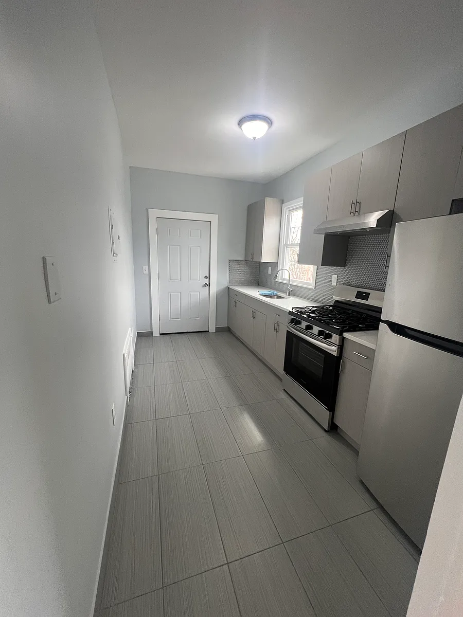Building Photo - 50 Dewey St #1B