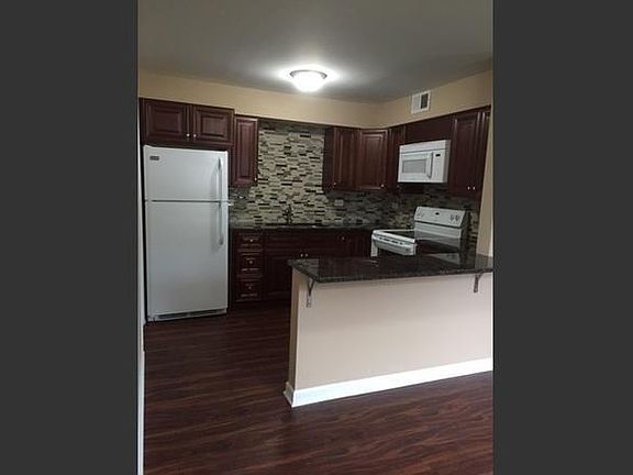 2nd image of 7011 Astor Ave #B2