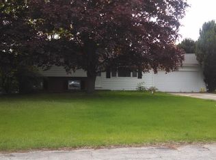 52109 Tara Dr, South Bend, IN