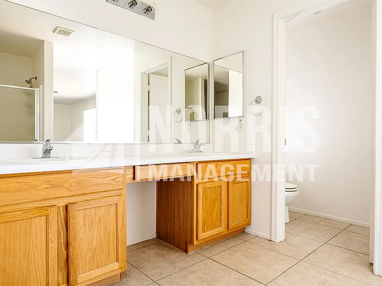 1632 E Cardinal Dr — Photo 35