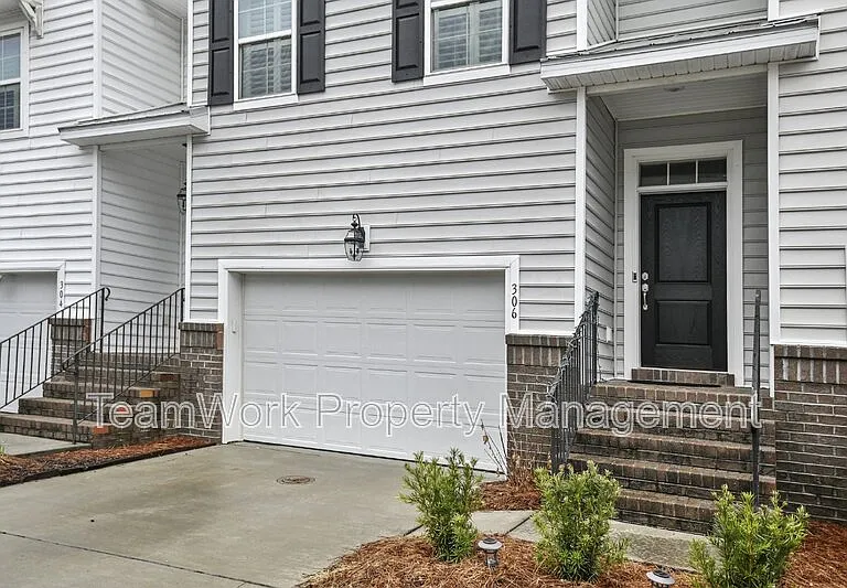 306 Spindlewood Way — Photo 2