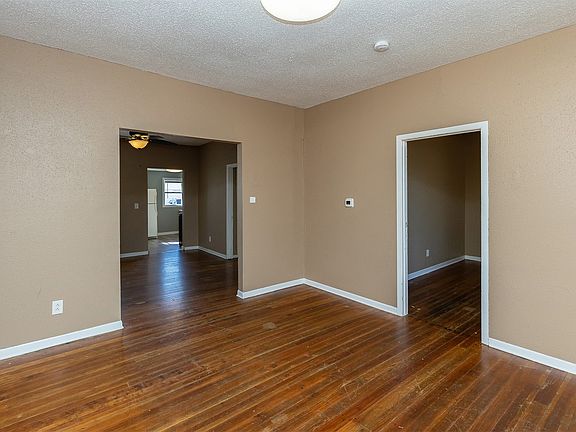 5th image of 226 1st St