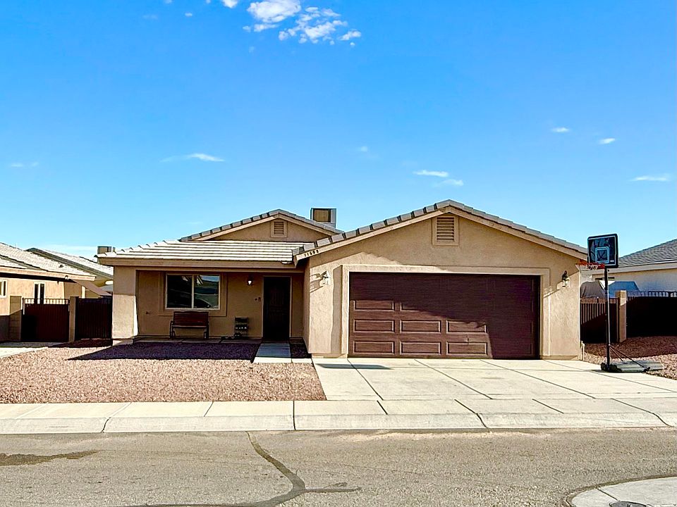 1st image of 11592 E 33rd Ln