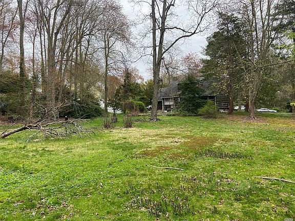 4th image of 53 Woodedge Dr