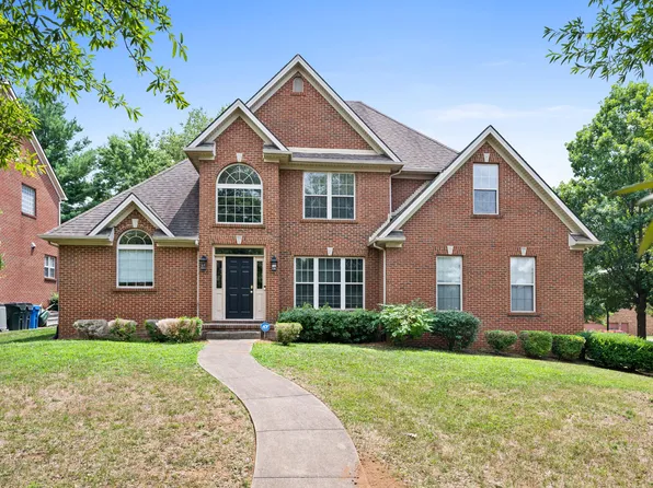 944 Princess Doreen Dr, Lexington, KY 40509