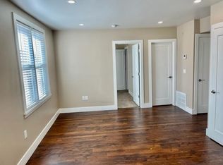 1325 18th St APT 206, Sacramento, CA 95811