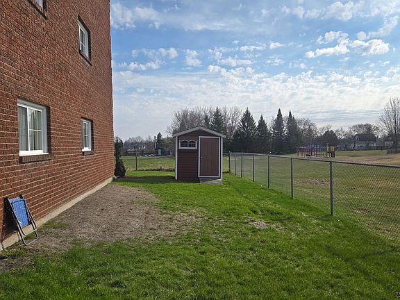 5th image of 89 Edey St W #1B