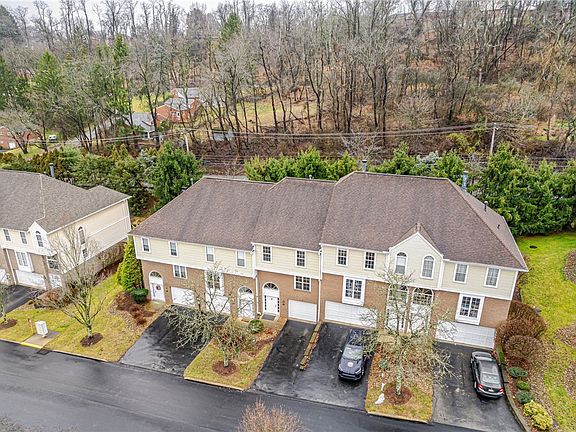 4th image of 545 Lakewood Dr