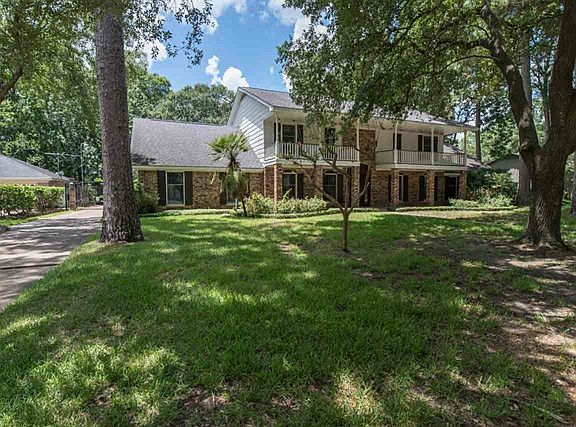 3rd image of 1275 Sheridan Ln