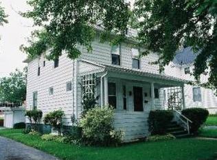 401 4th St, Waukegan, IL 60085