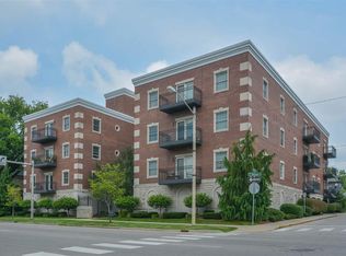 500 N Walnut St APT 205, Bloomington, IN 47404