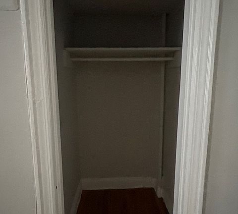 3rd image of 210 Thompson St APT 1BN